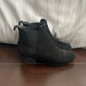 Little Burgundy black boots